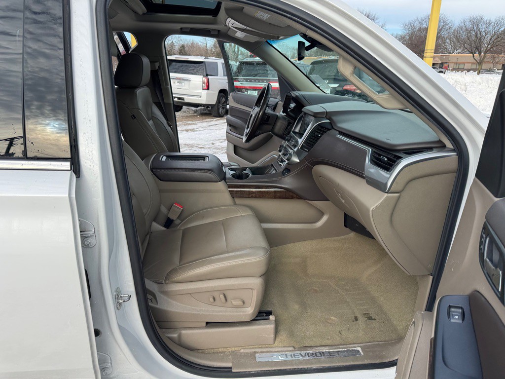 2017 Chevrolet Tahoe Image 29