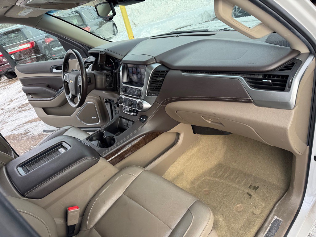 2017 Chevrolet Tahoe Image 30