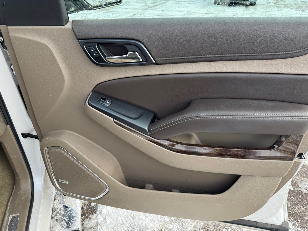 2017 Chevrolet Tahoe Image 31