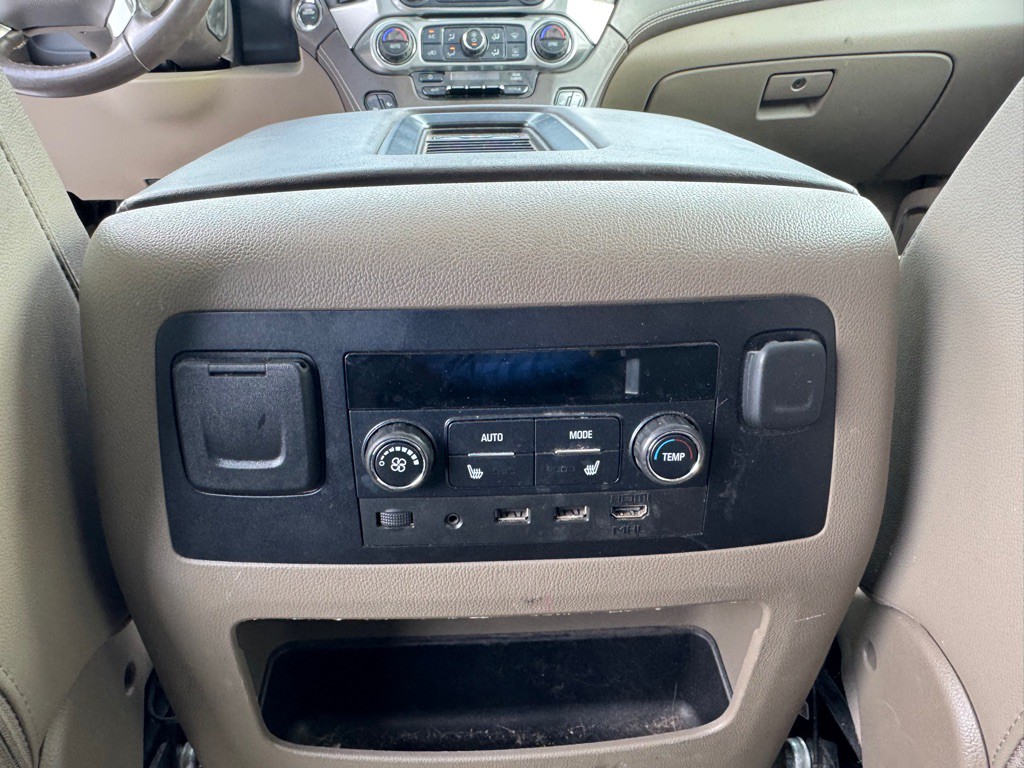 2017 Chevrolet Tahoe Image 33