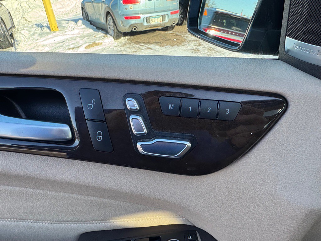 2017 Mercedes-Benz GLS-Class Image 20