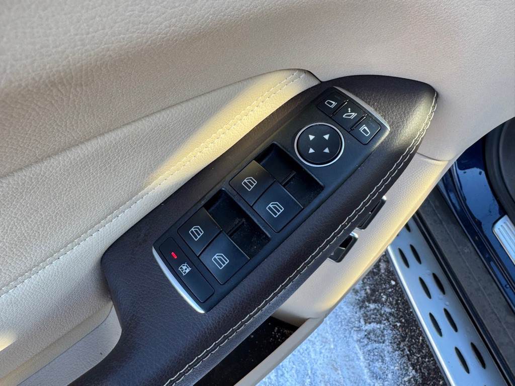 2017 Mercedes-Benz GLS-Class Image 21