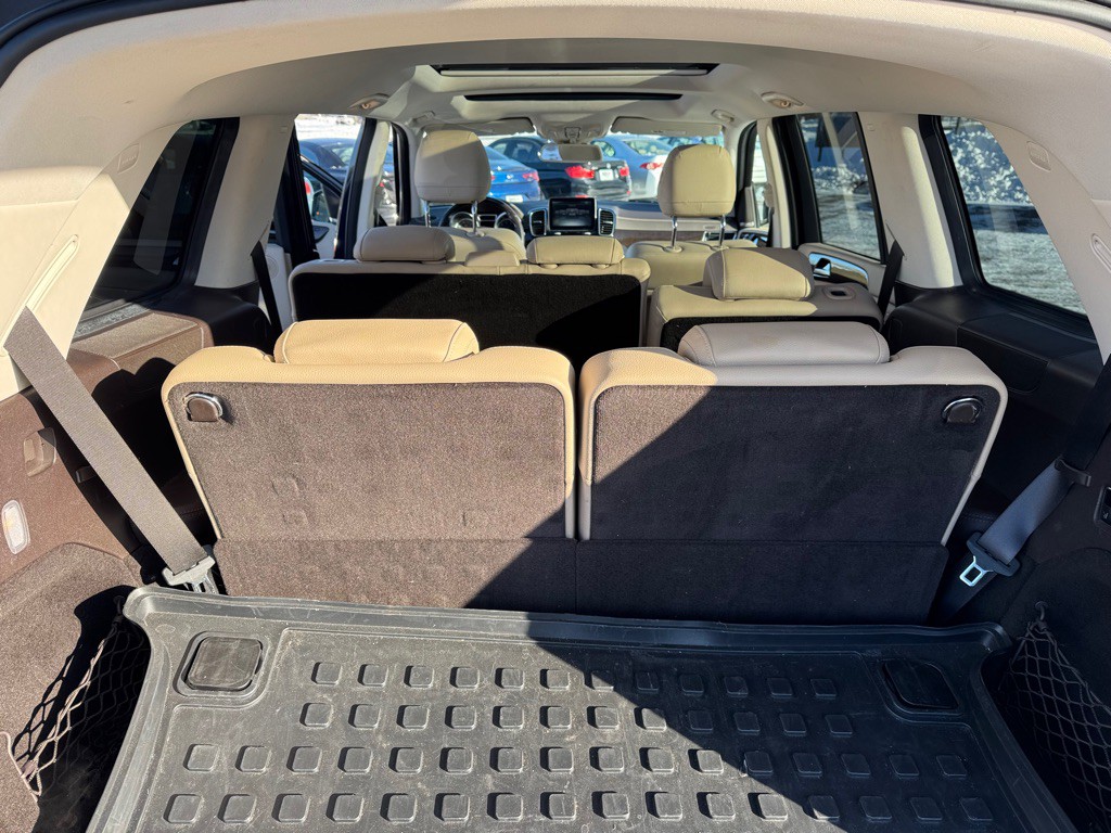 2017 Mercedes-Benz GLS-Class Image 27