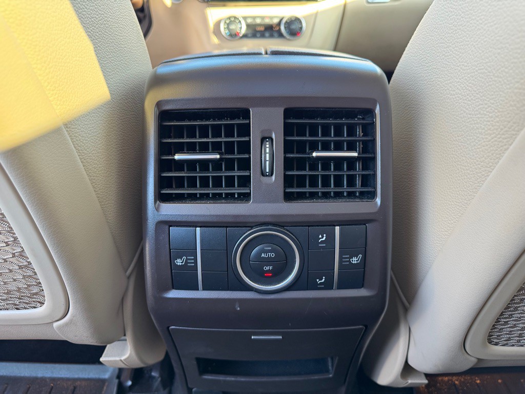 2017 Mercedes-Benz GLS-Class Image 38