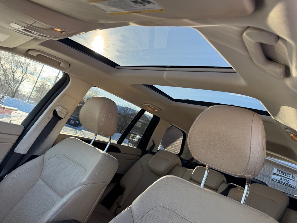 2017 Mercedes-Benz GLS-Class Image 41