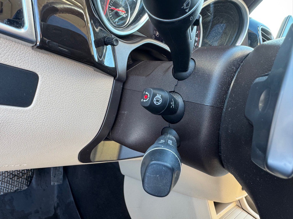 2017 Mercedes-Benz GLS-Class Image 56