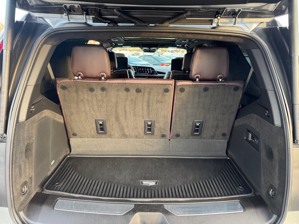 2024 Cadillac Escalade Image 25