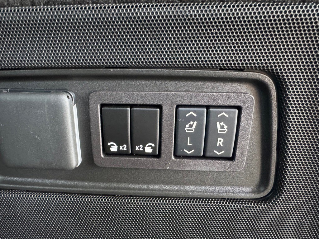 2024 Cadillac Escalade Image 28