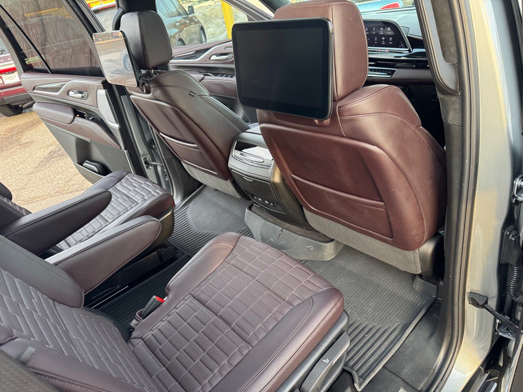 2024 Cadillac Escalade Image 30