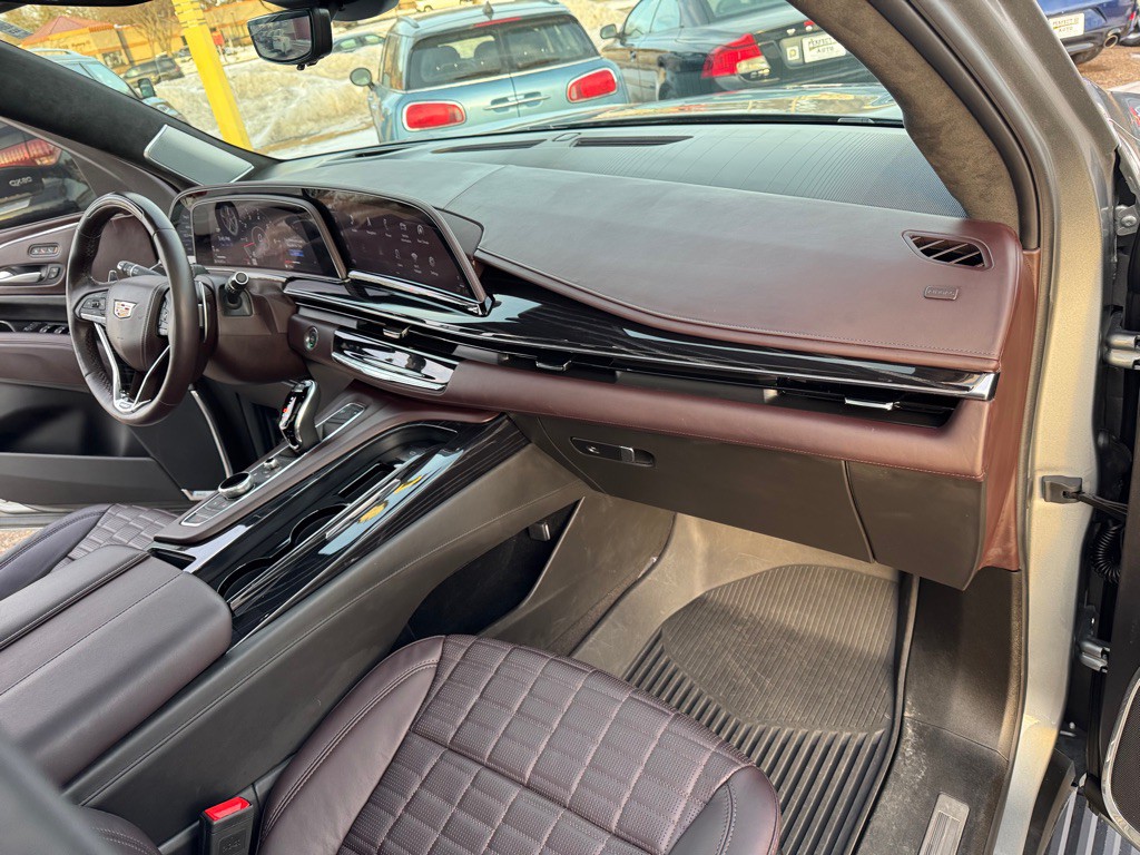 2024 Cadillac Escalade Image 34