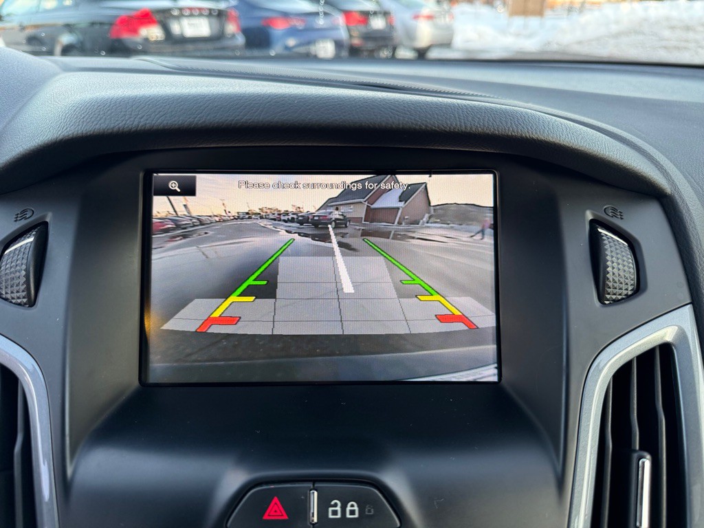 2014 Ford Focus Image 44