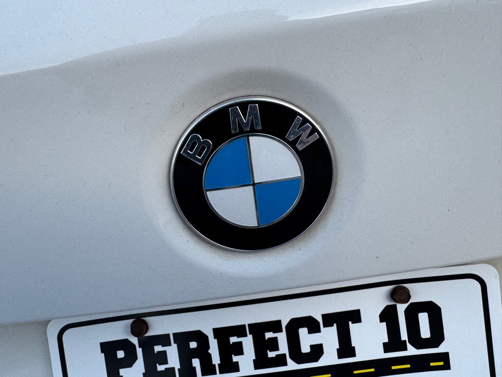 2013 BMW 3 Series Image 13