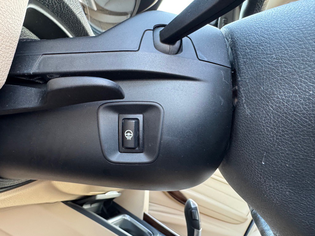 2013 BMW 3 Series Image 46