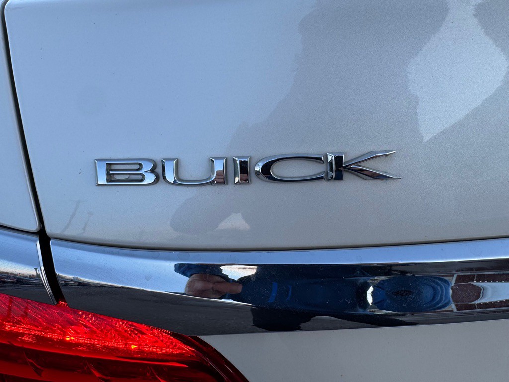 2014 Buick Lacrosse Image 14