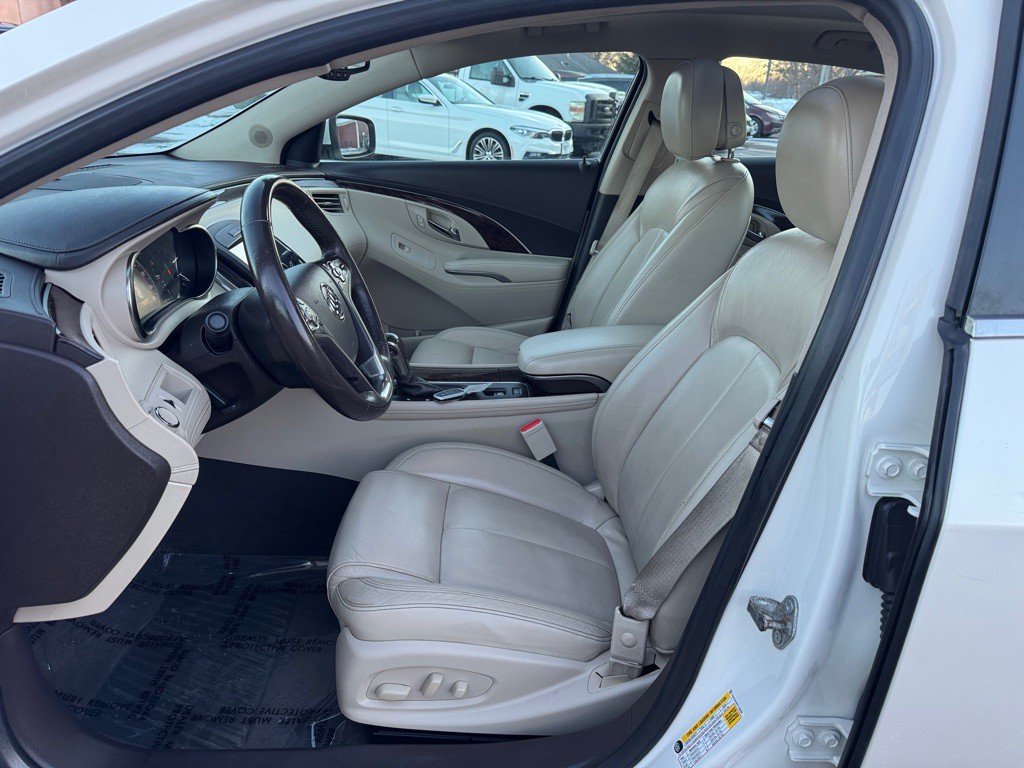 2014 Buick Lacrosse Image 16