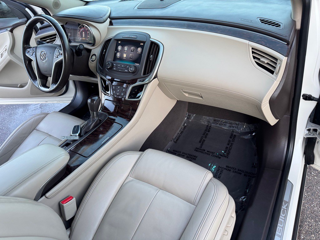 2014 Buick Lacrosse Image 30