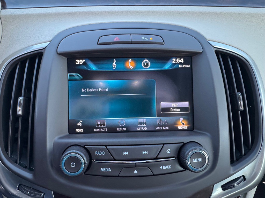 2014 Buick Lacrosse Image 40