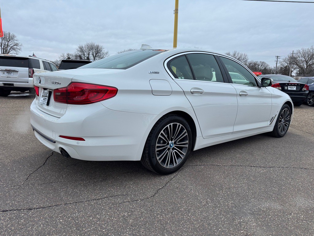 2018 BMW 5 Series Image 4
