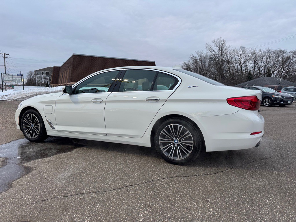 2018 BMW 5 Series Image 8