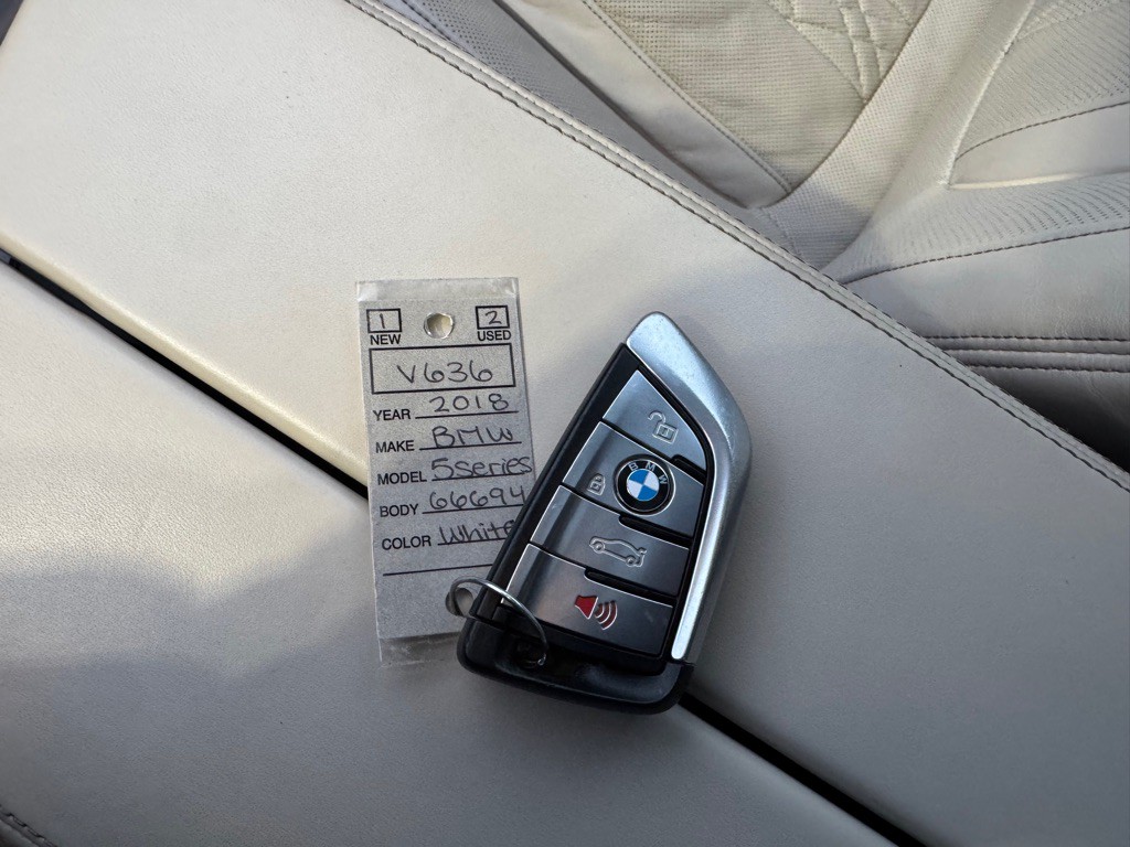 2018 BMW 5 Series Image 37