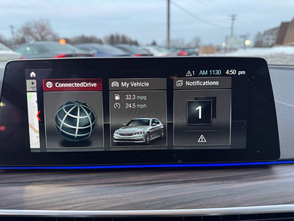 2018 BMW 5 Series Image 44