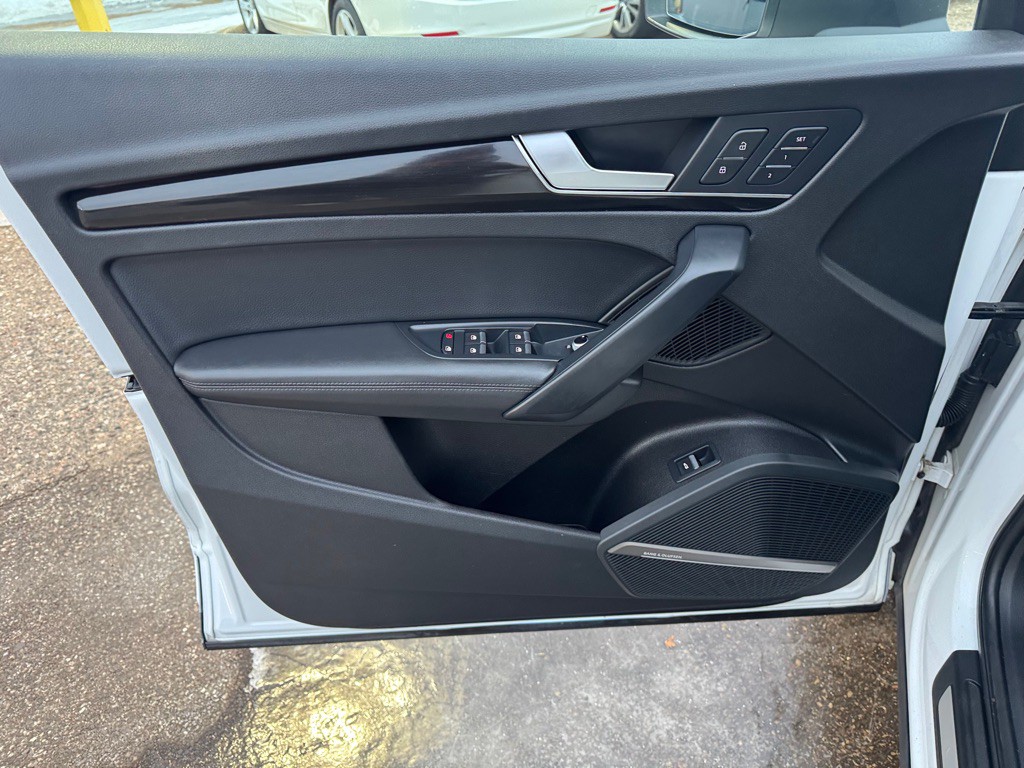 2018 Audi Q5 Image 19