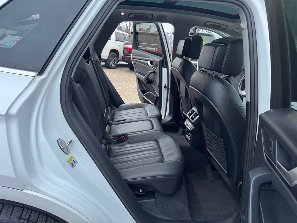 2018 Audi Q5 Image 28