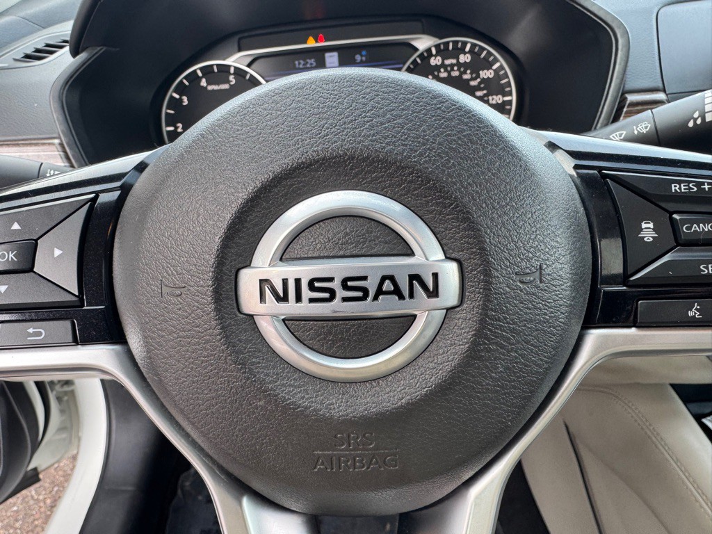2020 Nissan Altima Image 45