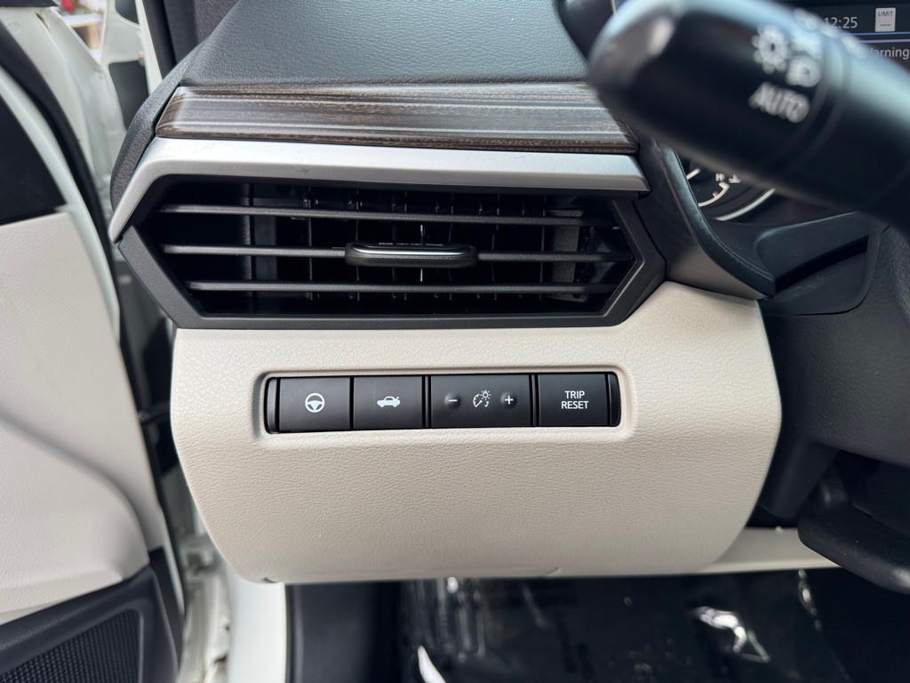 2020 Nissan Altima Image 47