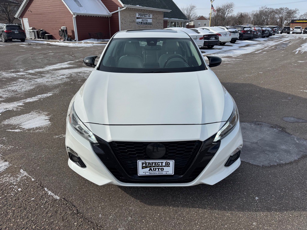 2020 Nissan Altima Image 13