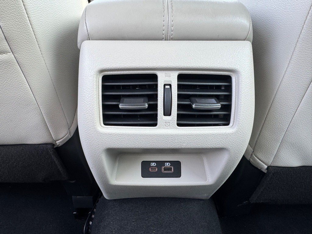 2020 Nissan Altima Image 29