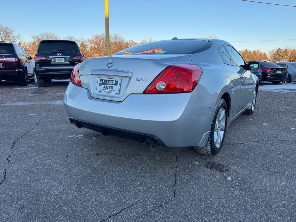 2009 Nissan Altima Image 5
