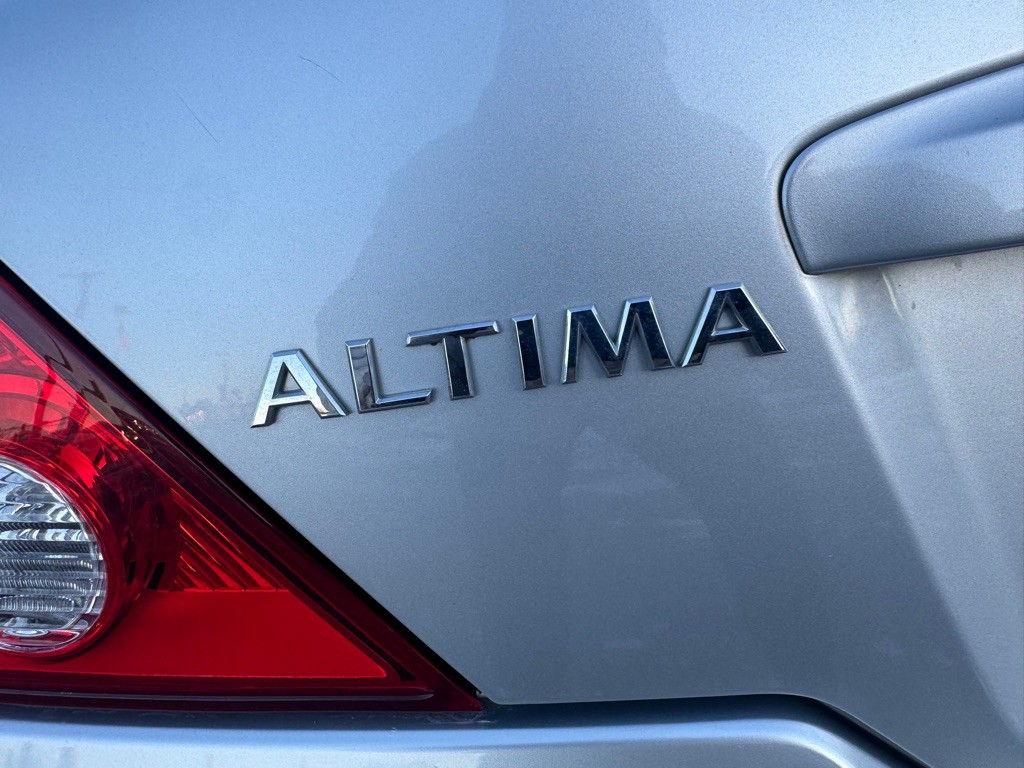 2009 Nissan Altima Image 14