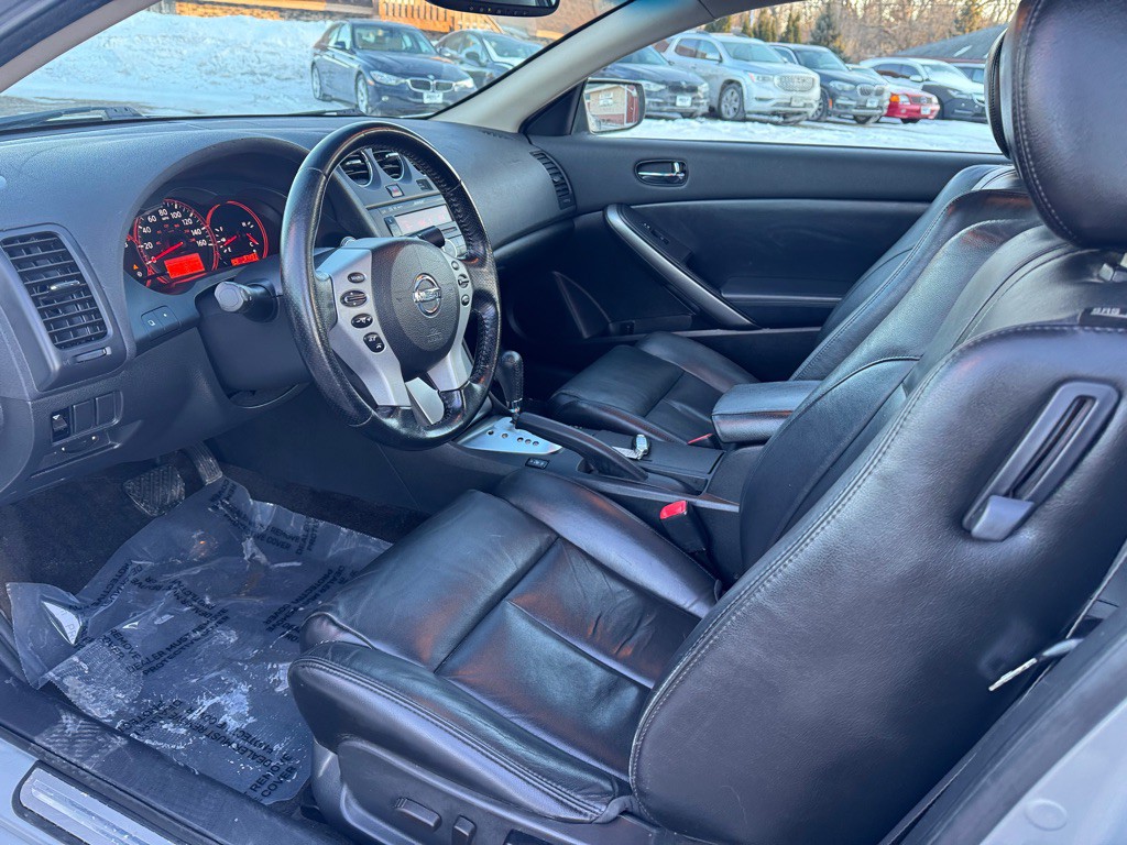 2009 Nissan Altima Image 17