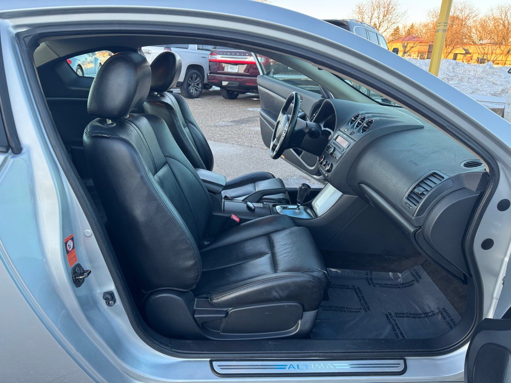 2009 Nissan Altima Image 21