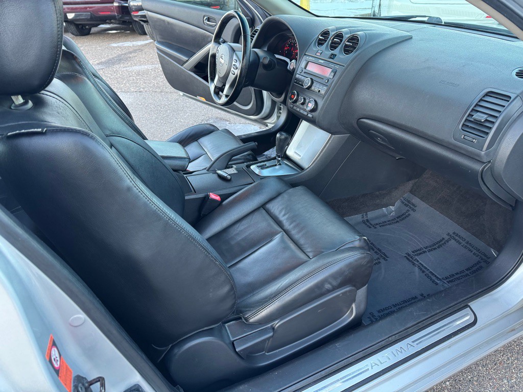 2009 Nissan Altima Image 22