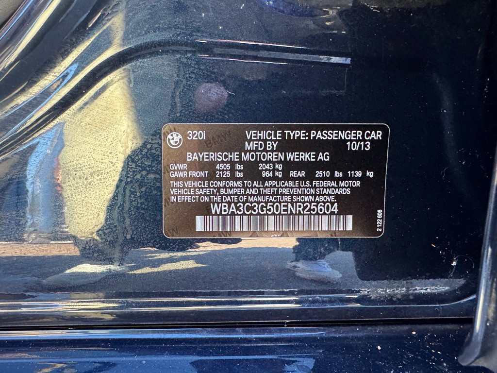 2014 BMW 3 Series Image 46