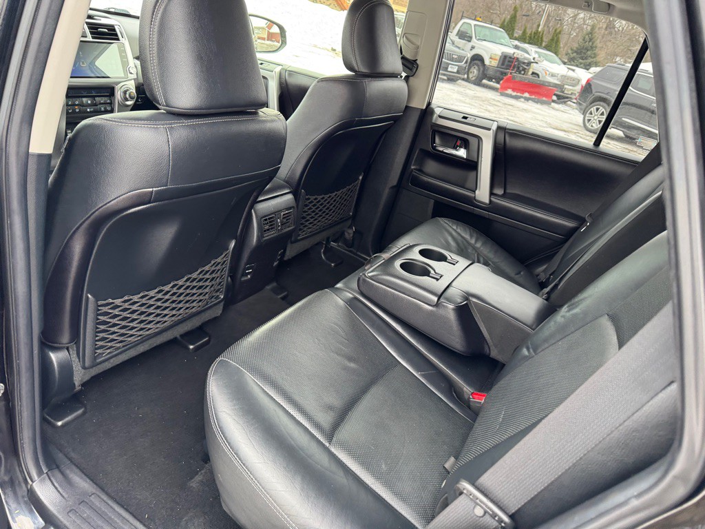 2016 Toyota 4Runner Image 21