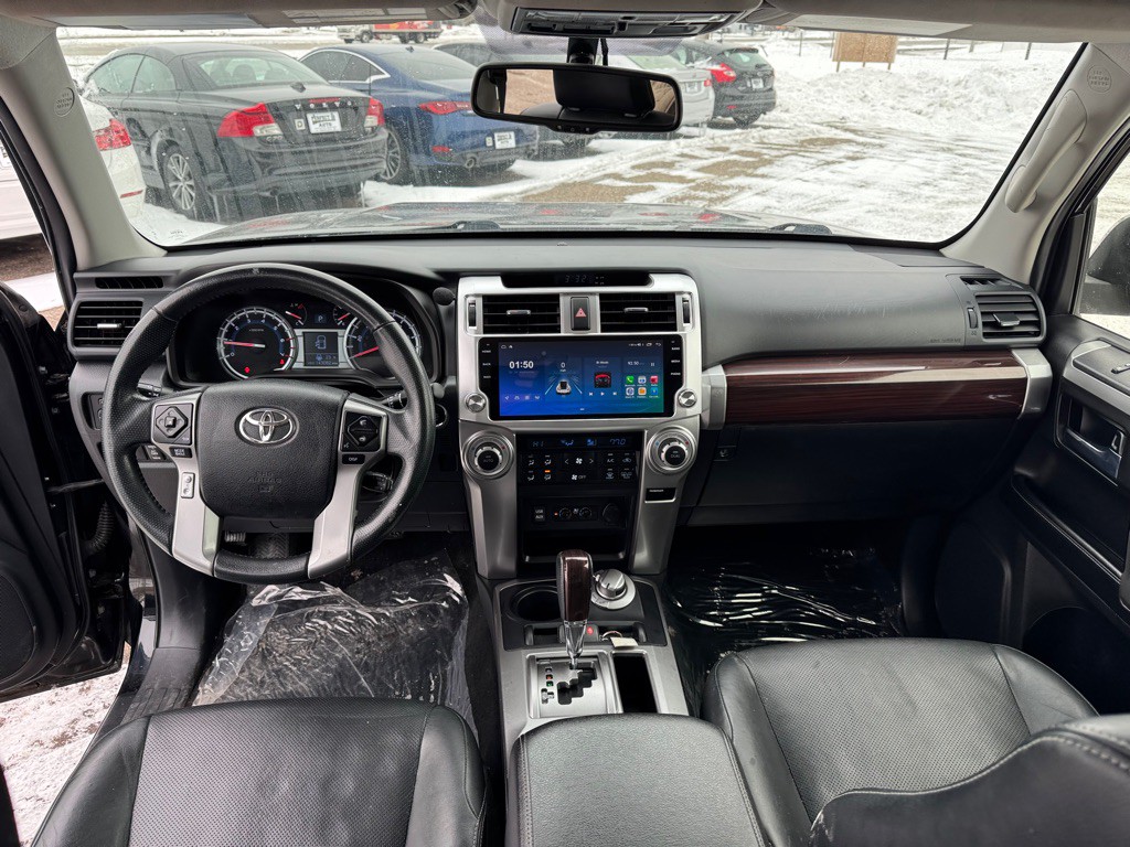 2016 Toyota 4Runner Image 33