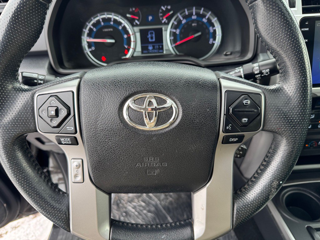 2016 Toyota 4Runner Image 48