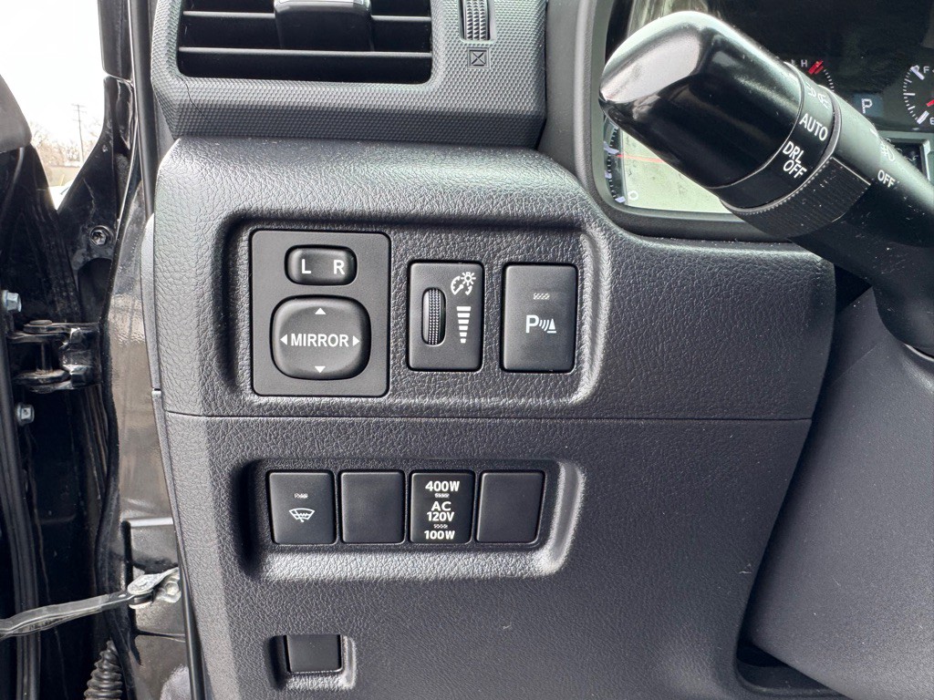 2016 Toyota 4Runner Image 52