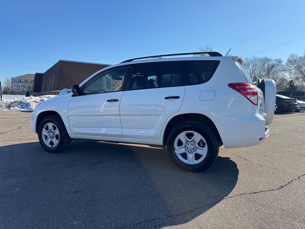 2011 Toyota Rav4 Image 8