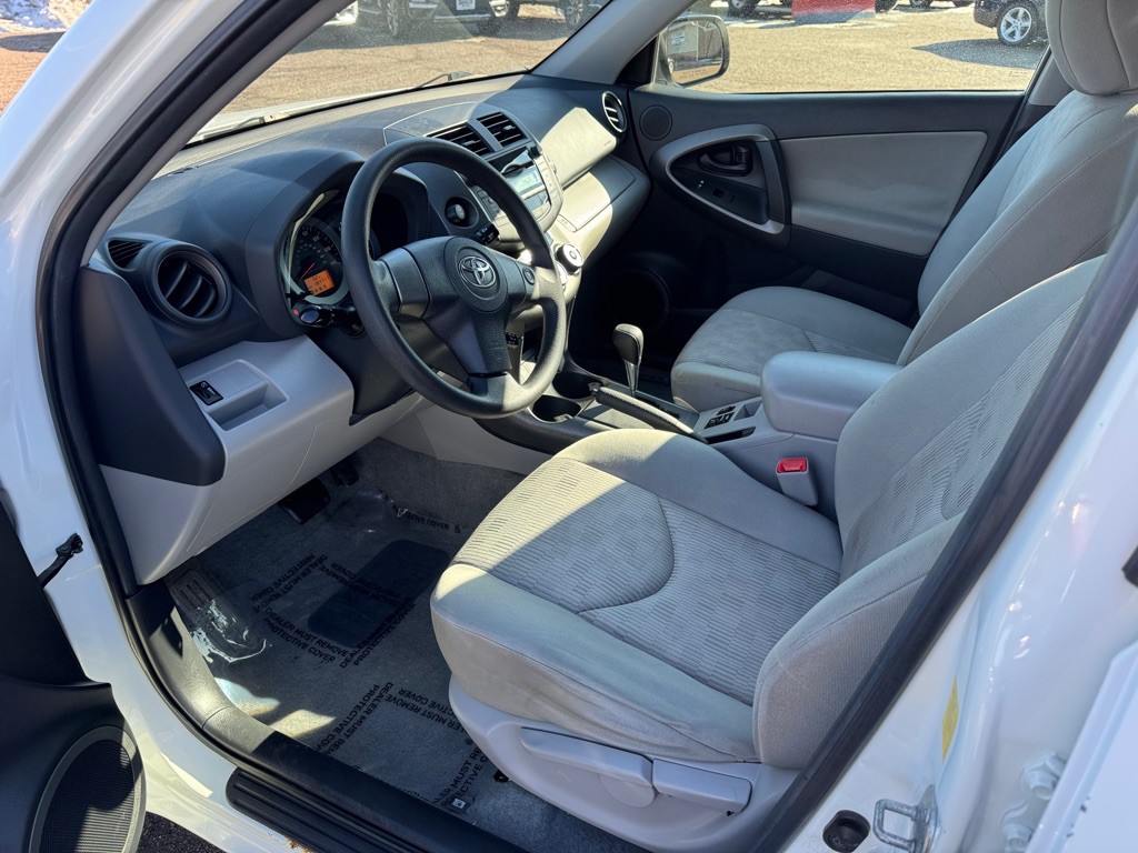 2011 Toyota Rav4 Image 14