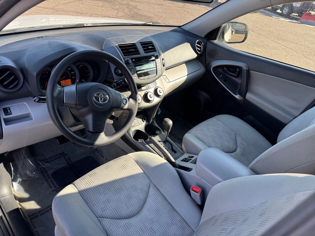 2011 Toyota Rav4 Image 15