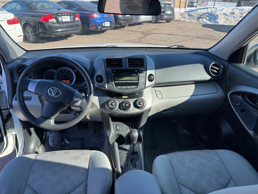 2011 Toyota Rav4 Image 29