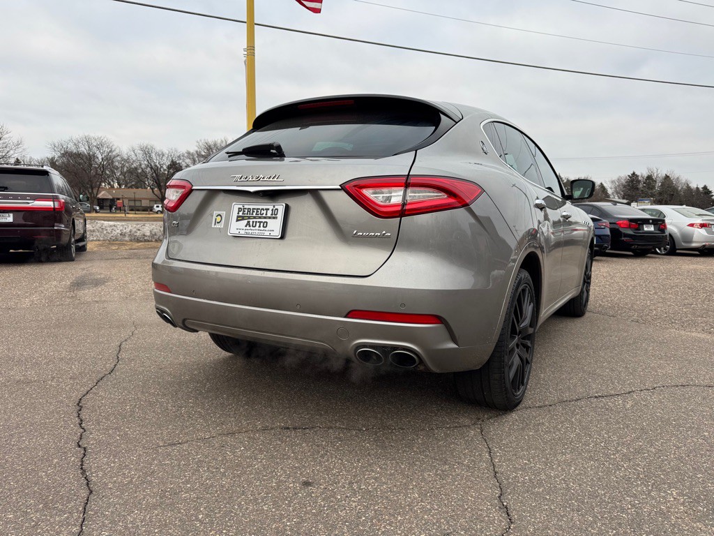 2019 Maserati Levante Image 5