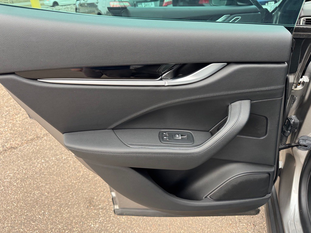 2019 Maserati Levante Image 24