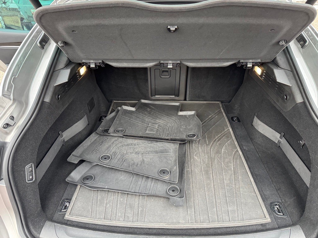 2019 Maserati Levante Image 25