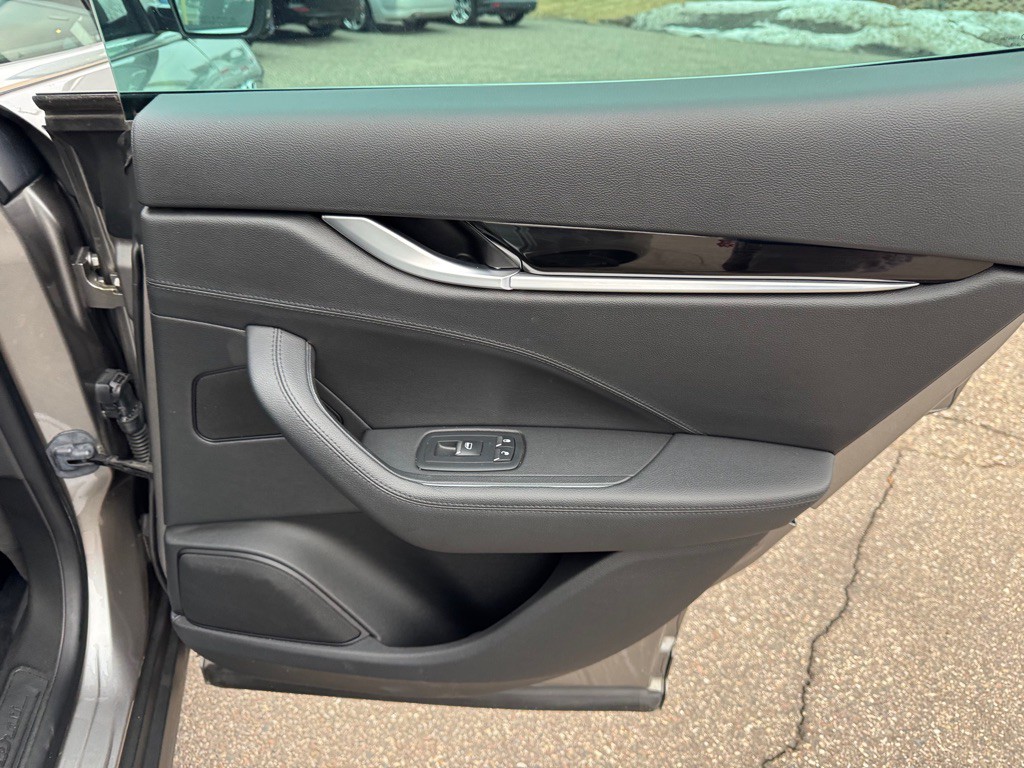 2019 Maserati Levante Image 30