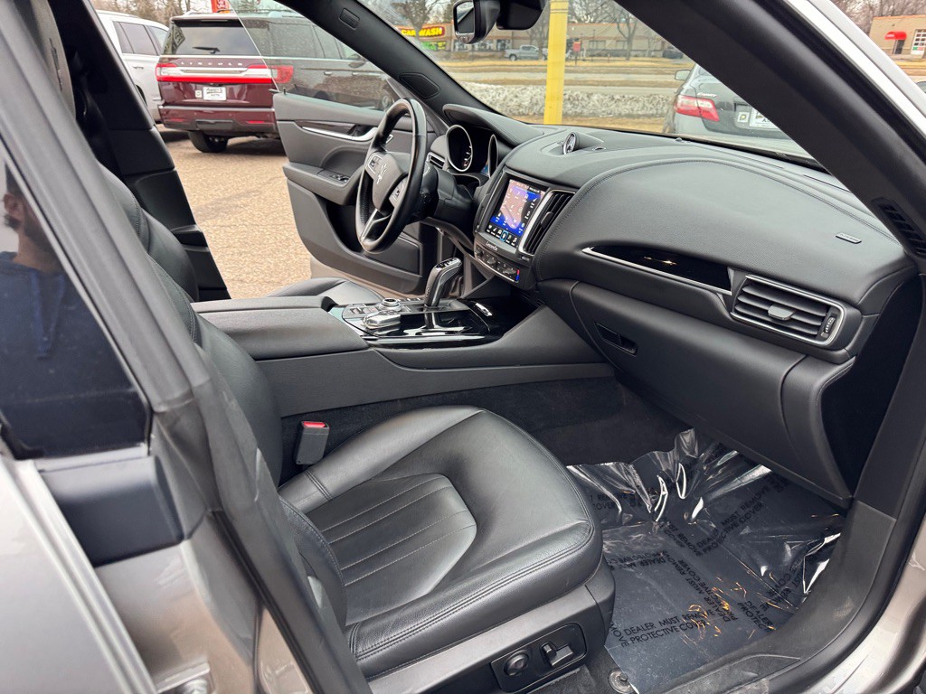 2019 Maserati Levante Image 32